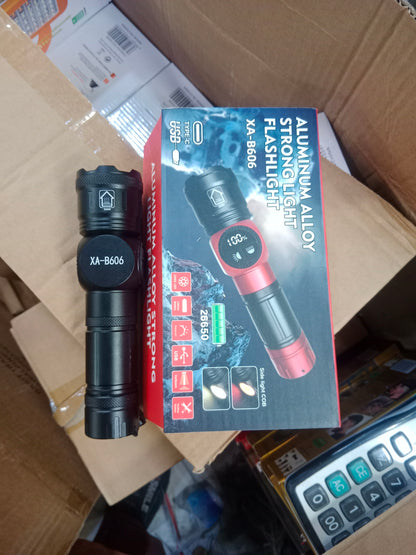 Aluminum Alloy Rechargeable LED Flashlight with Digital Power Display